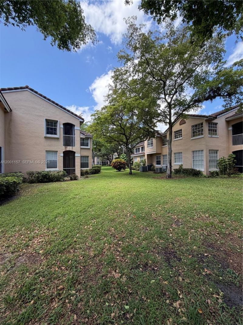 14827 Balgowan Rd , Unit 101-8, Miami Lakes, FL 33016 Photo