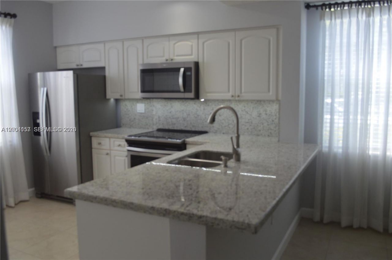 14827 Balgowan Rd , Unit 101-8, Miami Lakes, FL 33016 Photo