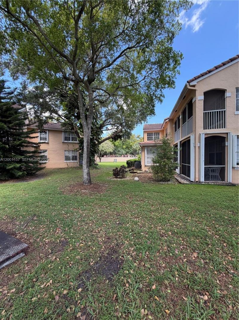 14827 Balgowan Rd , Unit 101-8, Miami Lakes, FL 33016 Photo