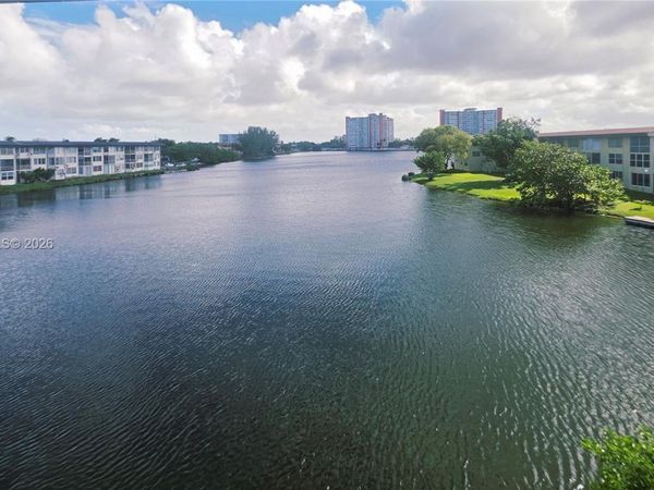 Unit B306, Miami, FL 33179