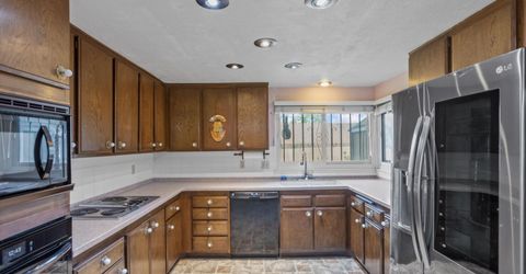 4960 Lakeside Drive, Reno, NV 89509 Photo