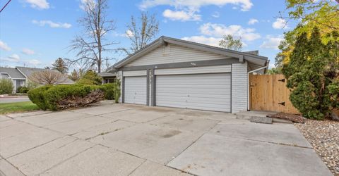 4960 Lakeside Drive, Reno, NV 89509 Photo