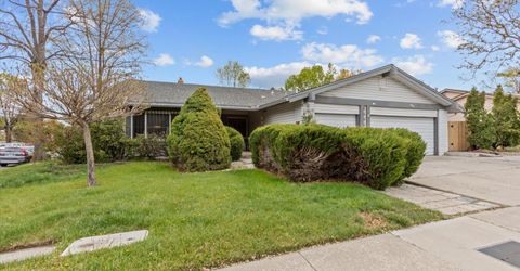 4960 Lakeside Drive, Reno, NV 89509 Photo