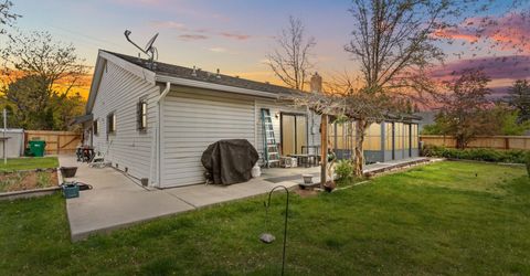 4960 Lakeside Drive, Reno, NV 89509 Photo