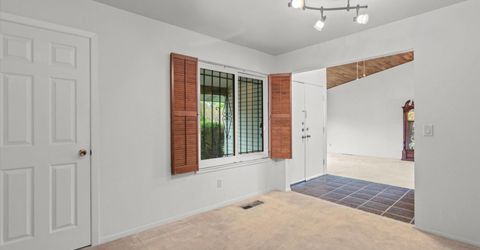 4960 Lakeside Drive, Reno, NV 89509 Photo