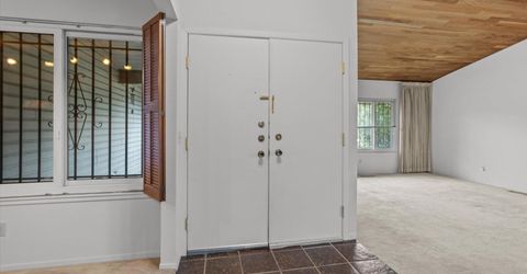 4960 Lakeside Drive, Reno, NV 89509 Photo