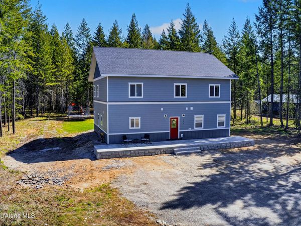 334 Hardy LOOP , Bonners Ferry, ID 83805