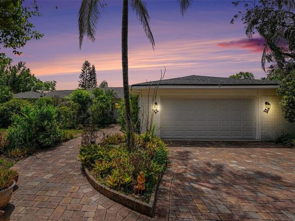 1350 ECKLES DRIVE, TAMPA, FL 33612