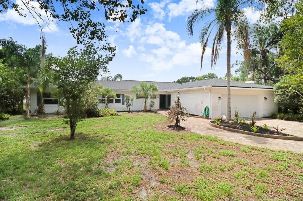 1350 Eckles Drive, Tampa, FL 33612 Photo