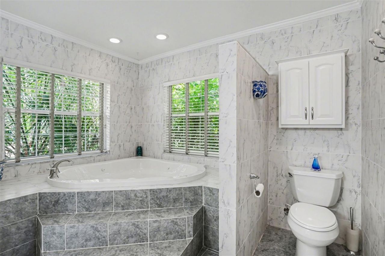 1350 Eckles Drive, Tampa, FL 33612 Photo