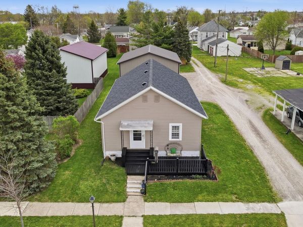 706 Buchanan Street, Wapakoneta, OH 45895