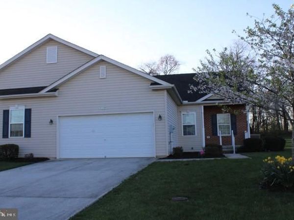 3309 PORTRAIT WAY, CHAMBERSBURG, PA 17202