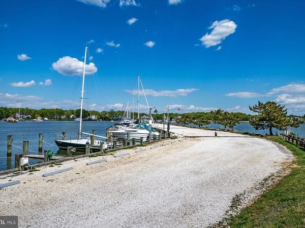 520 HARBOR DRIVE, ANNAPOLIS, MD 21403
