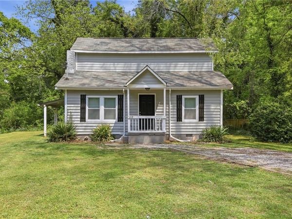 219 Howell Dr SW, Atlanta, GA 30331