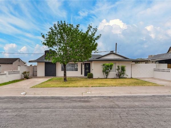 541 Burton Street , Henderson, NV 89015