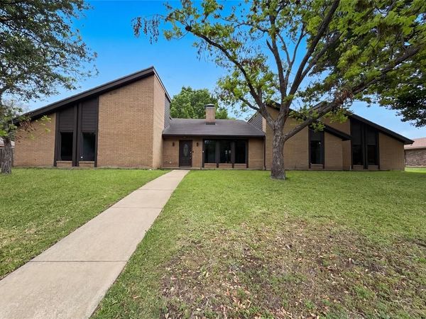 919 Rock Canyon Drive, Duncanville, TX 75137