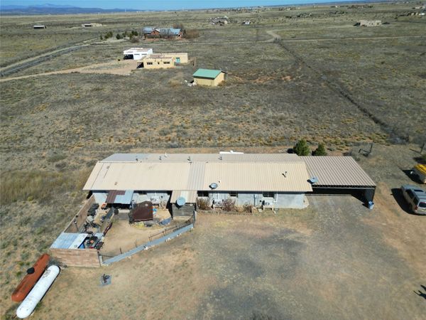 124 Turquoise Trail, Santa Fe, NM 87508
