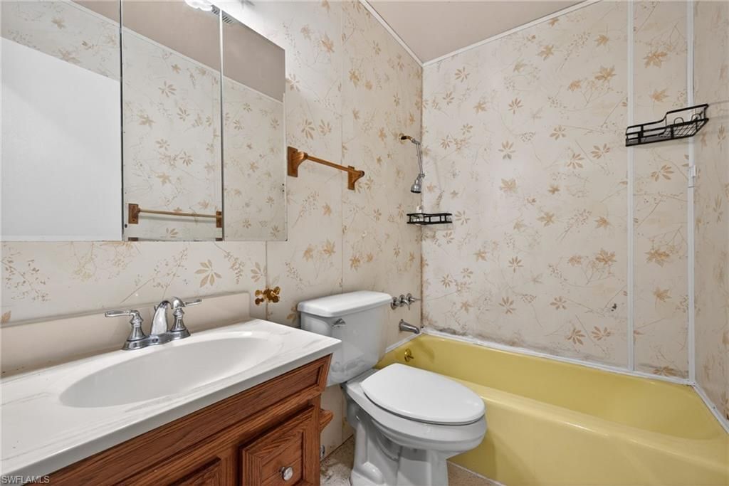 223 Punta Alta Ct, Lehigh Acres, FL 33936 Photo