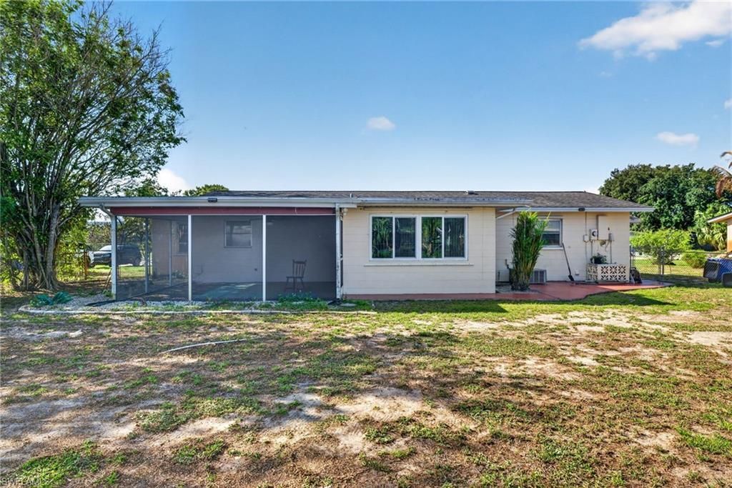 223 Punta Alta Ct, Lehigh Acres, FL 33936 Photo