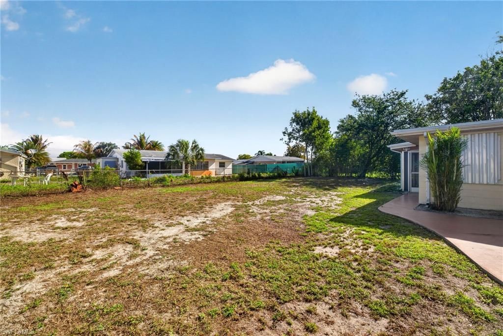 223 Punta Alta Ct, Lehigh Acres, FL 33936 Photo