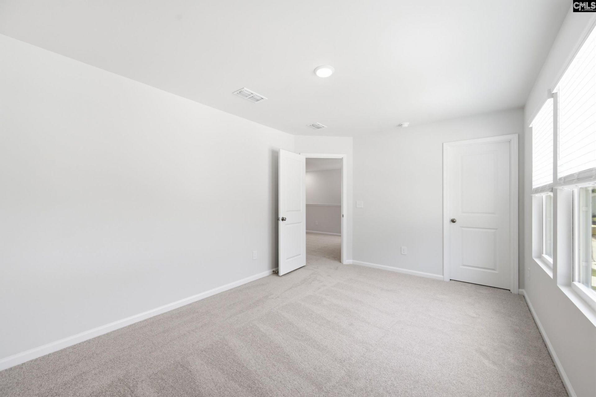 434 Edith Court Photo 34