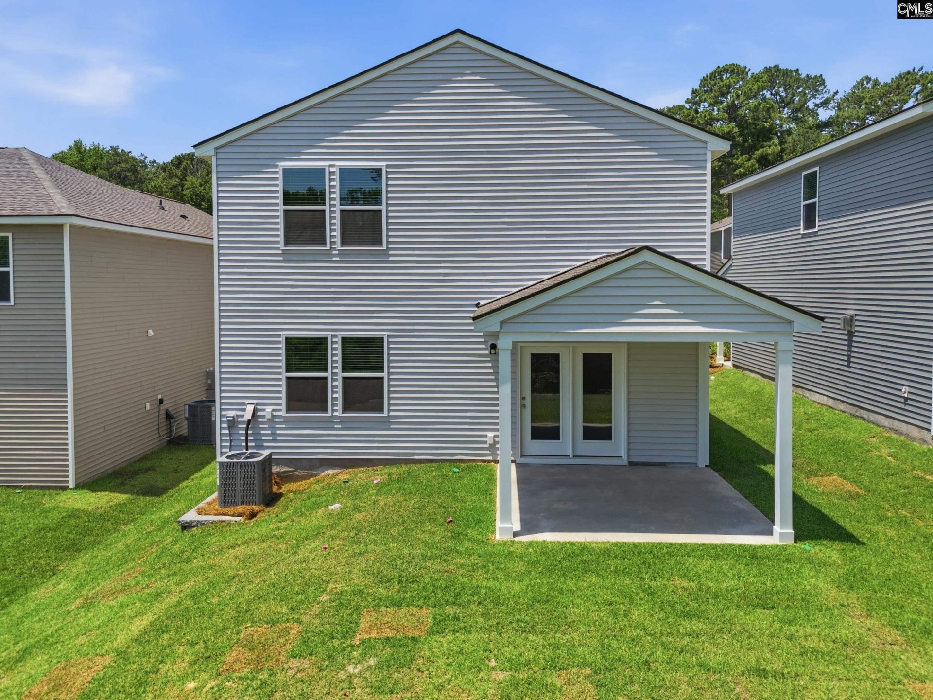 434 Edith Court Photo 4