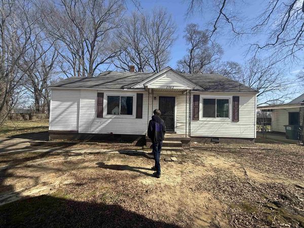 2982 KINGSTON ST, Memphis, TN 38127