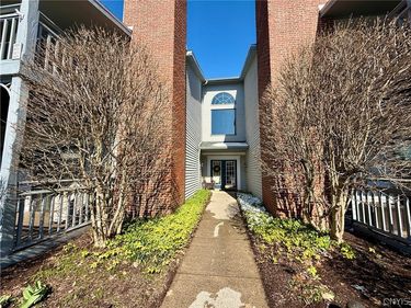 3073 Town Center Road, Baldwinsville, NY 13027