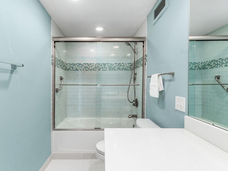 1000 Urlin Avenue, Unit 610, Columbus, OH 43212 Photo 24