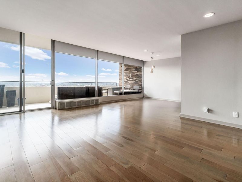 1000 Urlin Avenue, Unit 610, Columbus, OH 43212 Photo 9