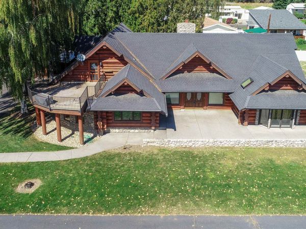 19012 W Pommier Rd, Cheney, WA 99004