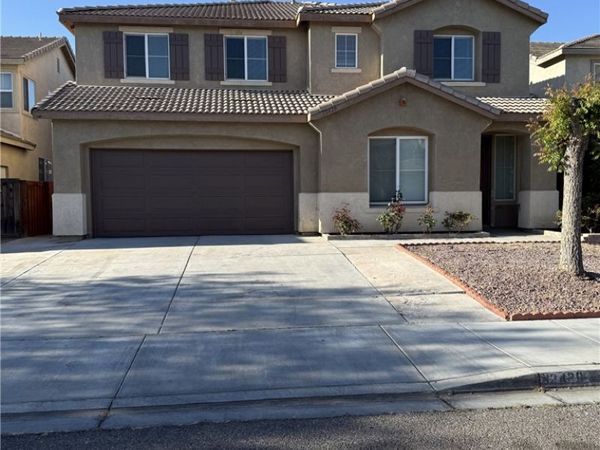 12429 Freeport, Victorville, CA 92392