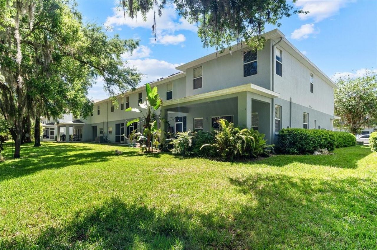 4445 Amberly Oaks Court, Tampa, FL 33614 Photo