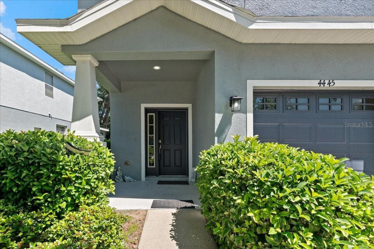 4445 Amberly Oaks Court, Tampa, FL 33614 Photo