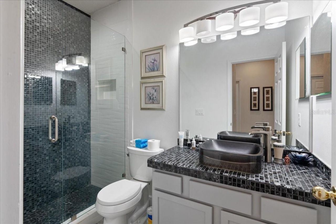 4445 Amberly Oaks Court, Tampa, FL 33614 Photo