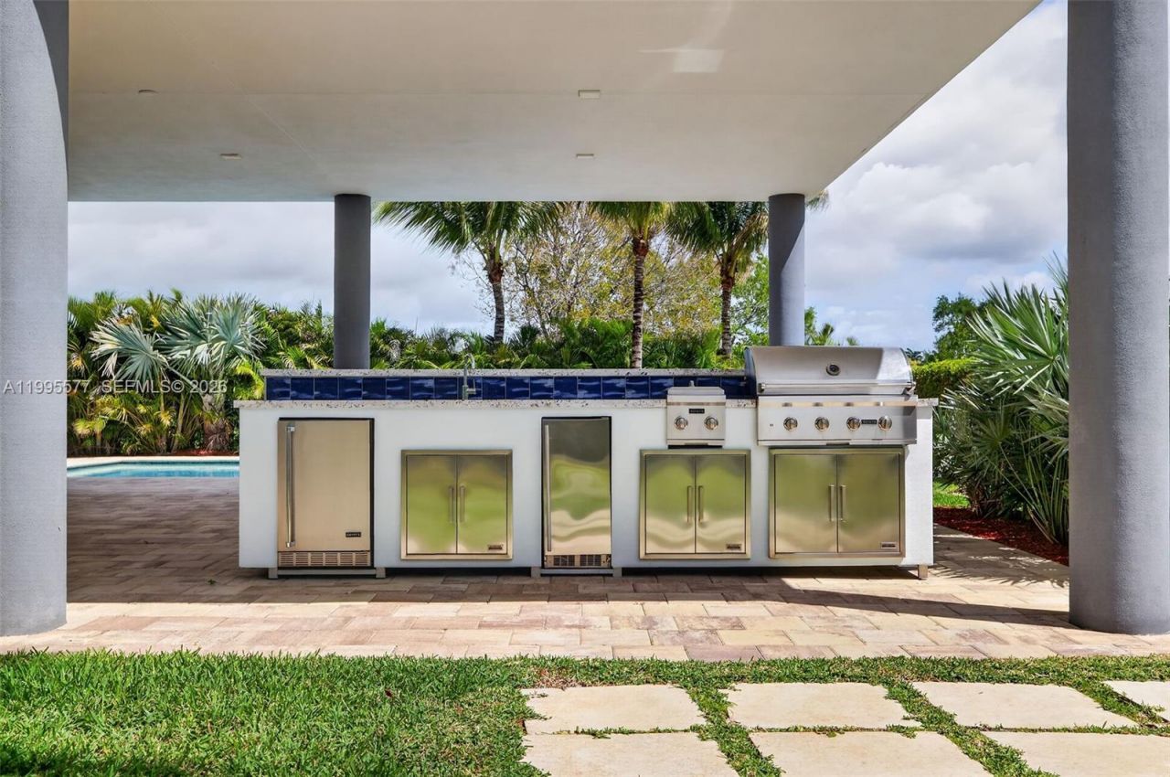 16709 Botaniko Drive North , Weston, FL 33326 Photo