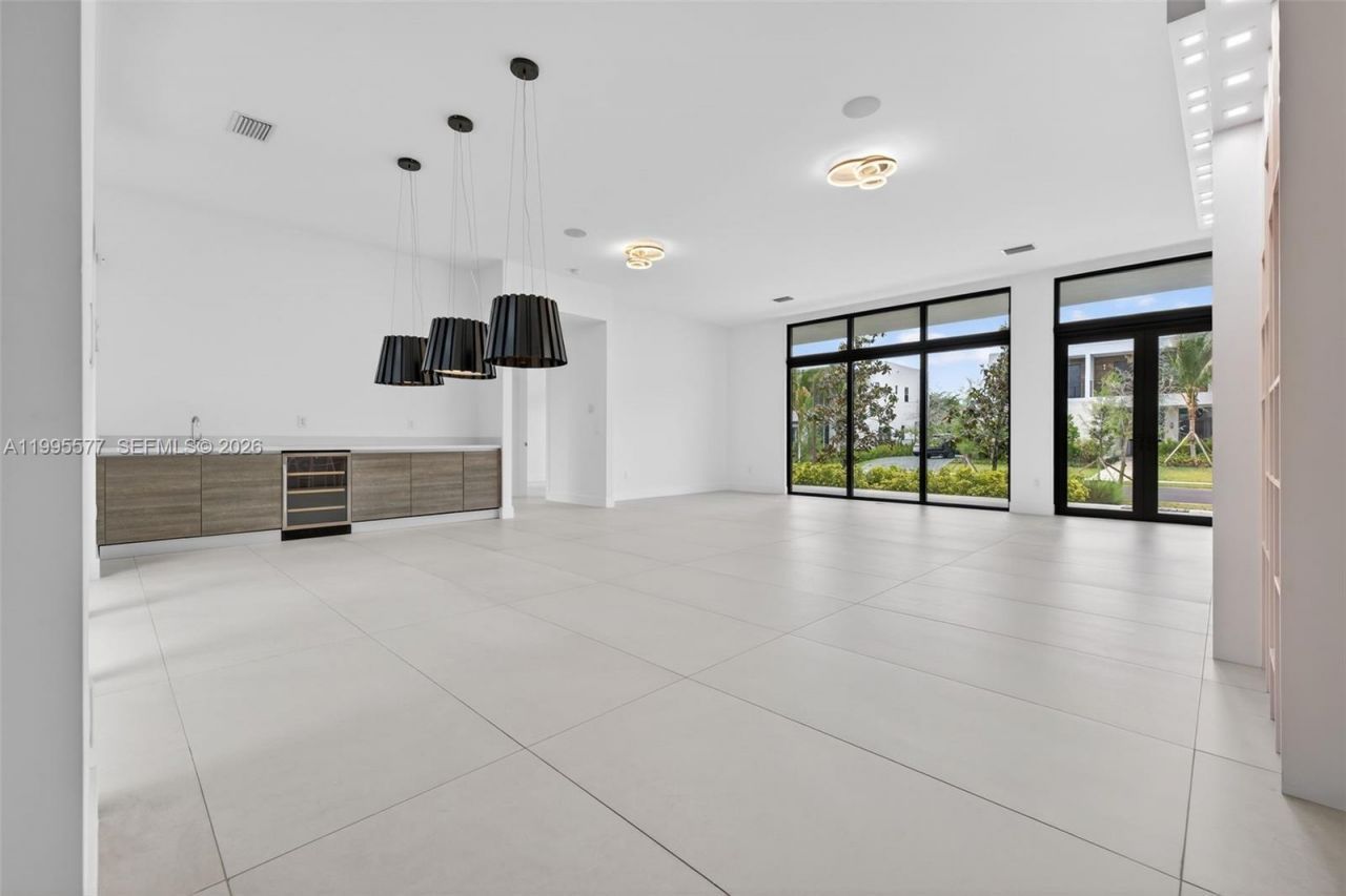 16709 Botaniko Drive North , Weston, FL 33326 Photo