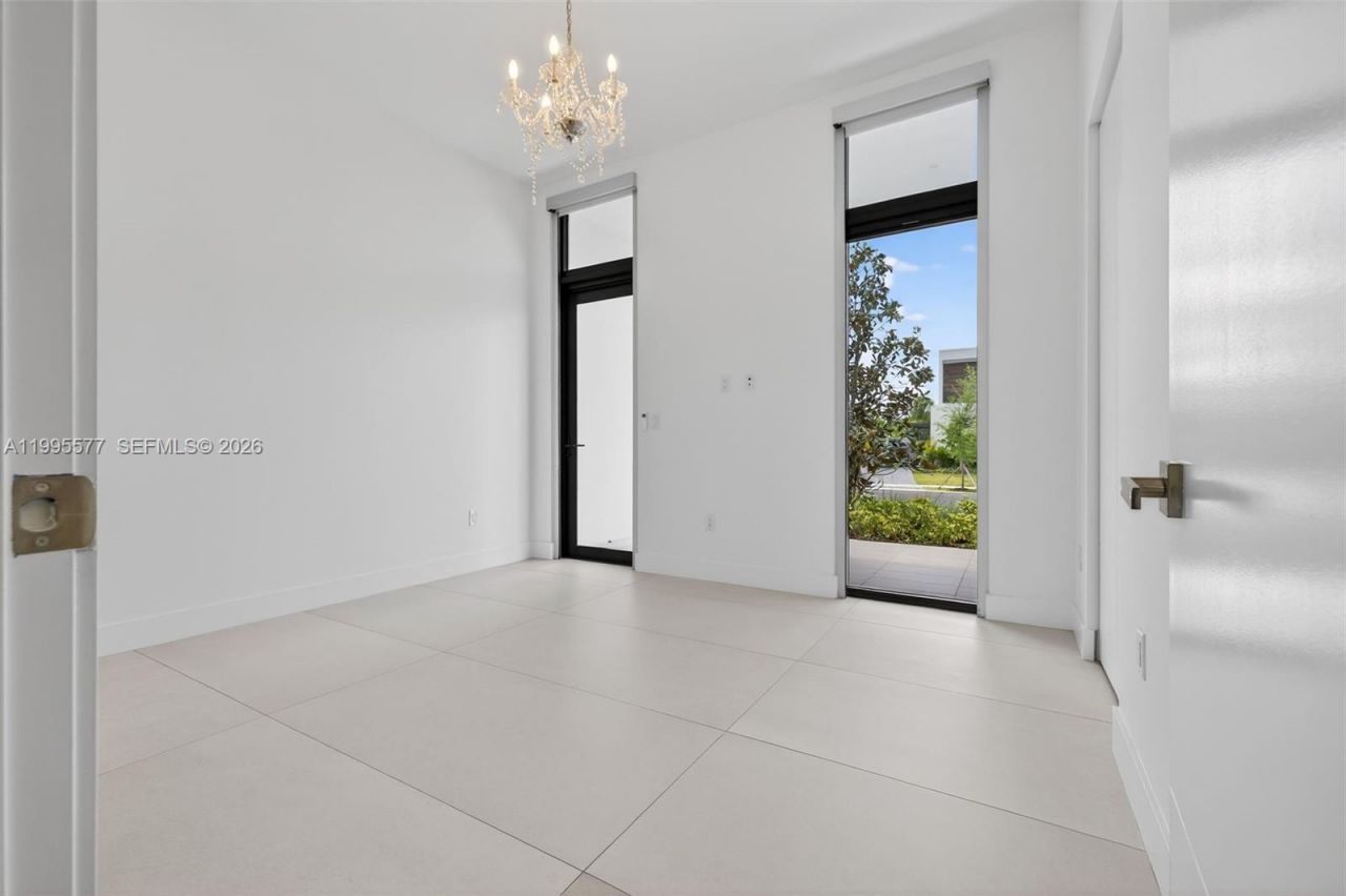 16709 Botaniko Drive North , Weston, FL 33326 Photo