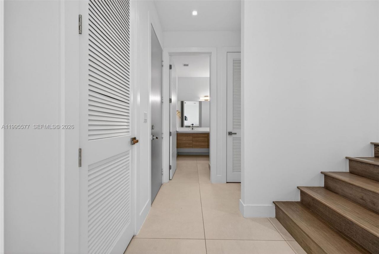 16709 Botaniko Drive North , Weston, FL 33326 Photo