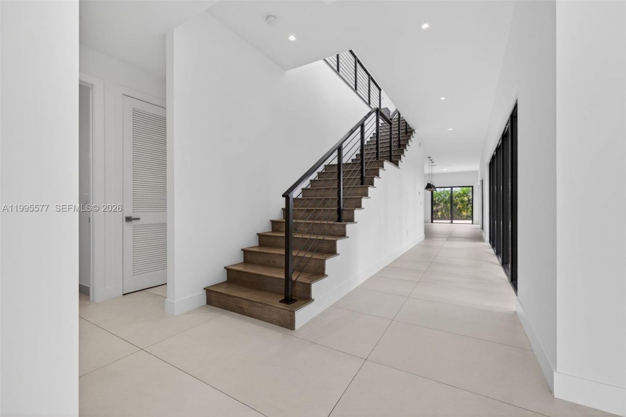 16709 Botaniko Drive North , Weston, FL 33326 Photo