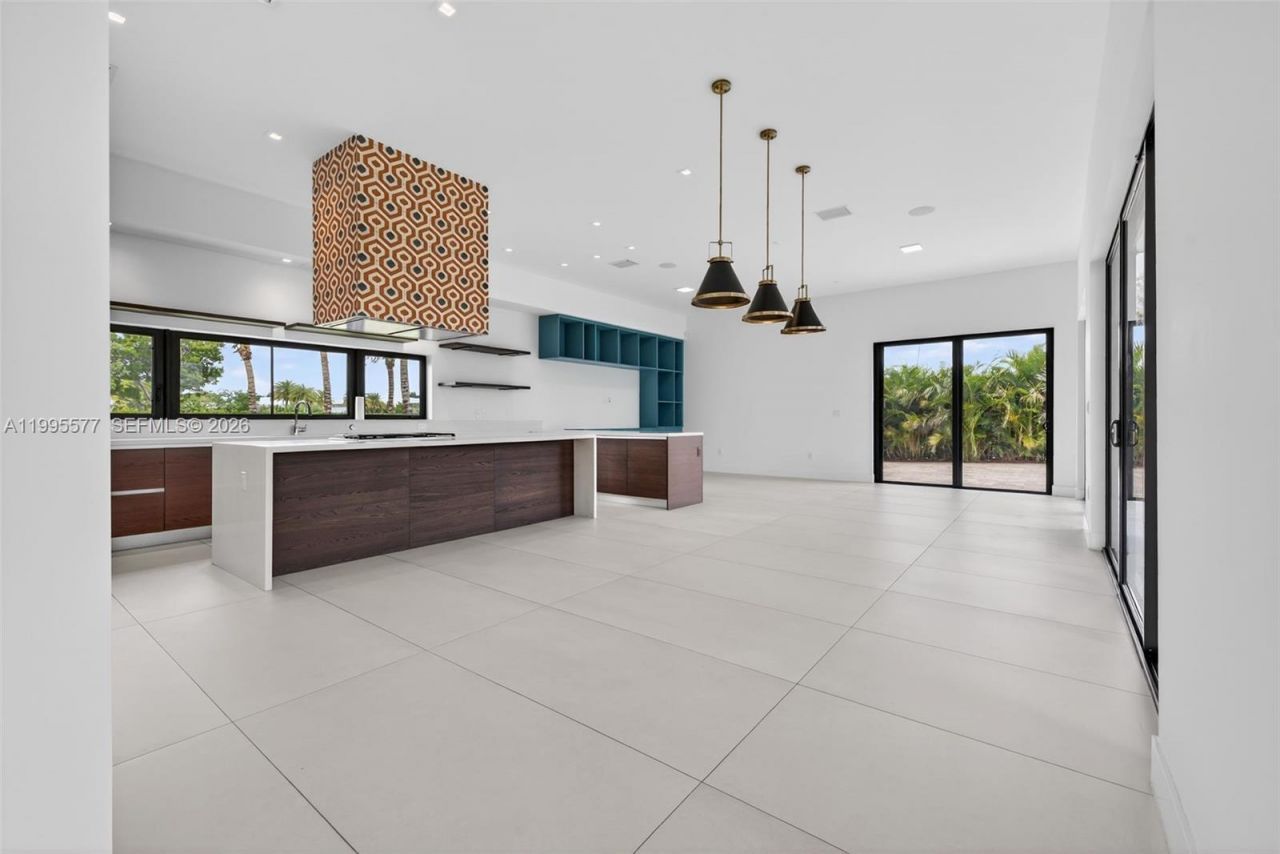 16709 Botaniko Drive North , Weston, FL 33326 Photo