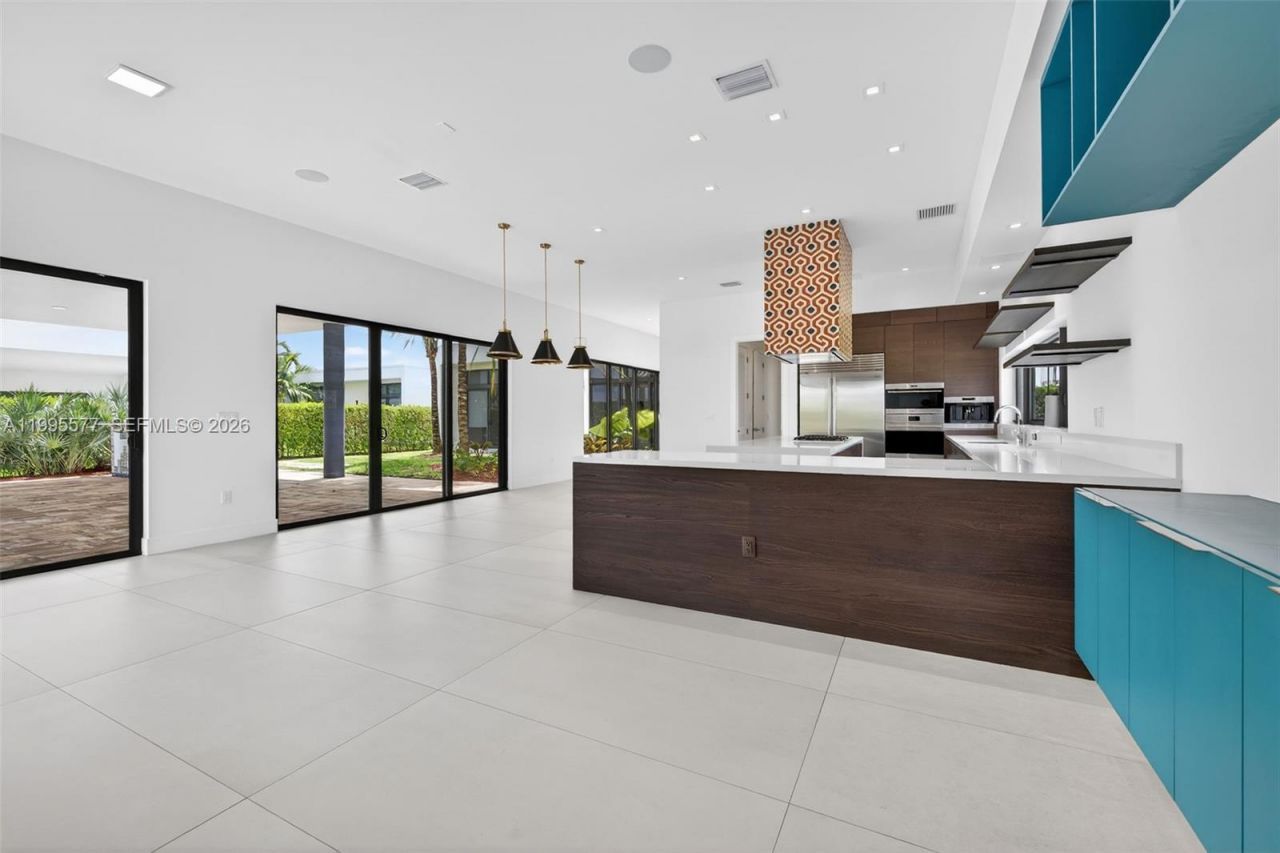 16709 Botaniko Drive North , Weston, FL 33326 Photo