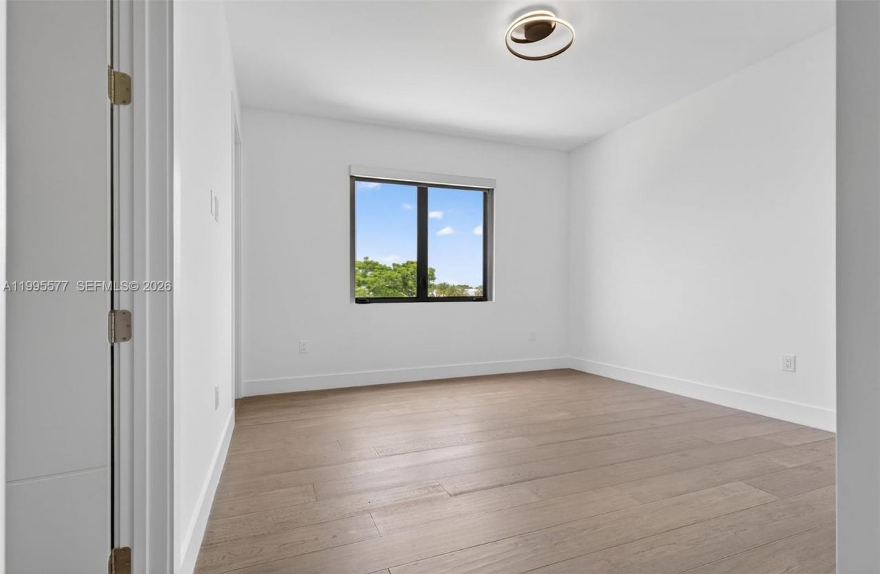 16709 Botaniko Drive North , Weston, FL 33326 Photo