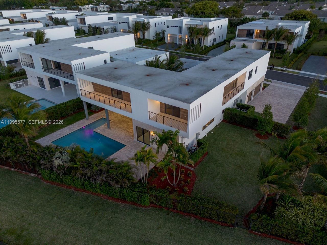 16709 Botaniko Drive North , Weston, FL 33326 Photo