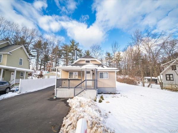 1026 St Hwy 211 , Middletown, NY 10940