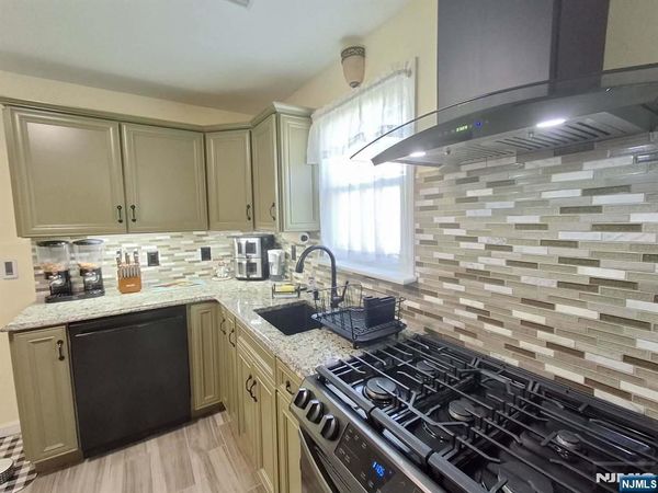 58 Lakewood Avenue, KEANSBURG, NJ 07734