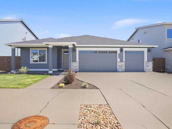 3723 NE Suchy Street, Bend, OR 97701