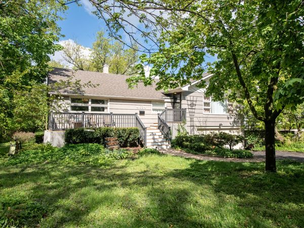 4624 Lee Avenue, Downers Grove, IL 60515