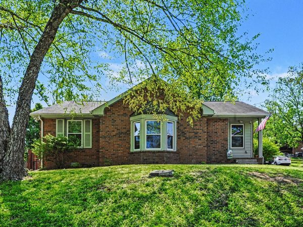 3029 Blackwood Dr, Nashville, TN 37214