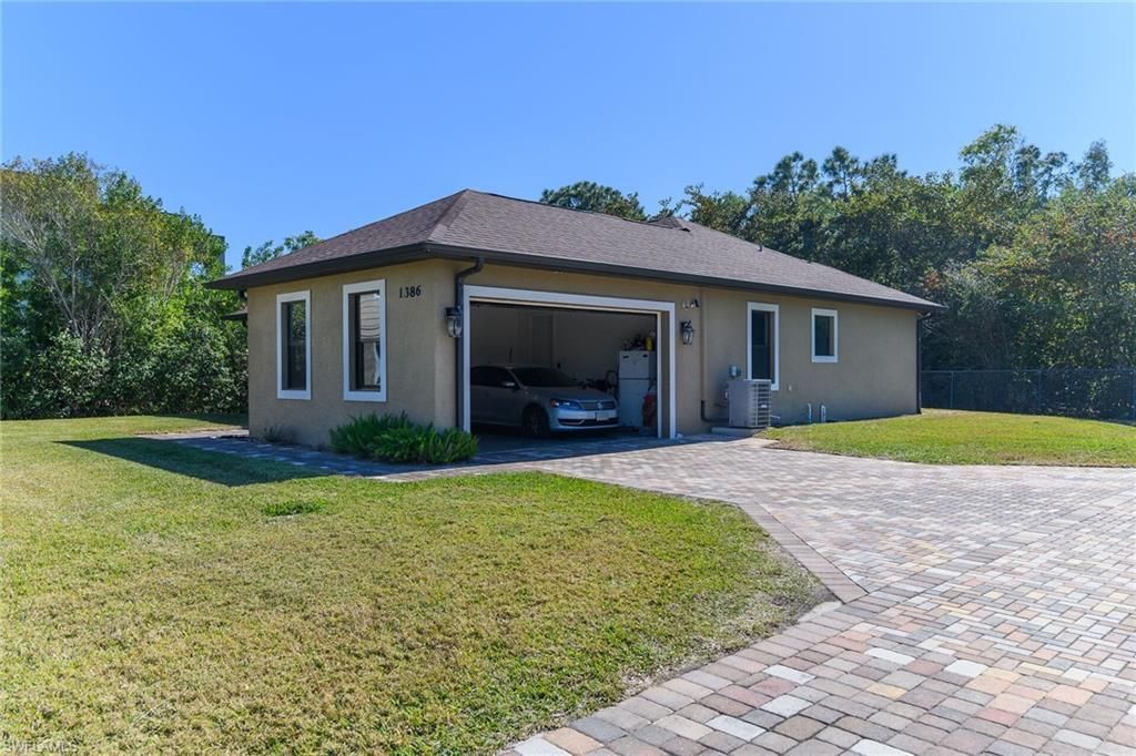 1386 Rosemary Ln, Naples, FL 34103 Photo